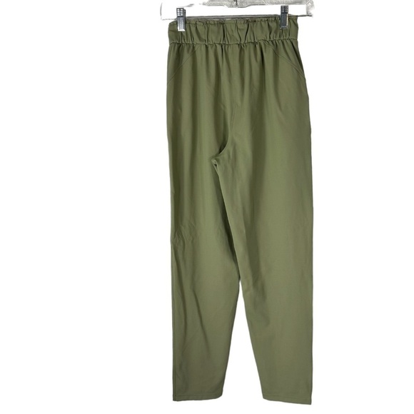 Lululemon Keep Moving Pant 7/8 High-Rise
Rosemary Green SZ 2 - Picture 2 of 6